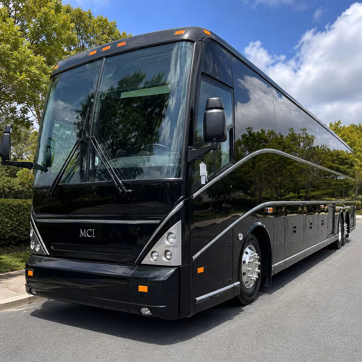 ada accessible charter buses for jonesboro government groups