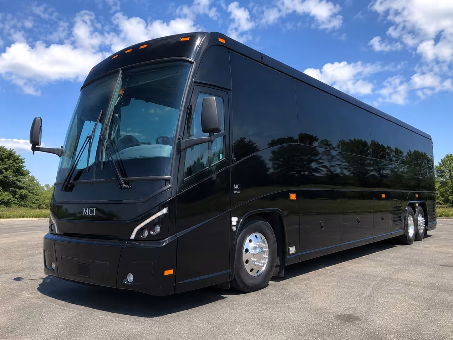 jonesboro charter bus rentals for arkansas state campus tours