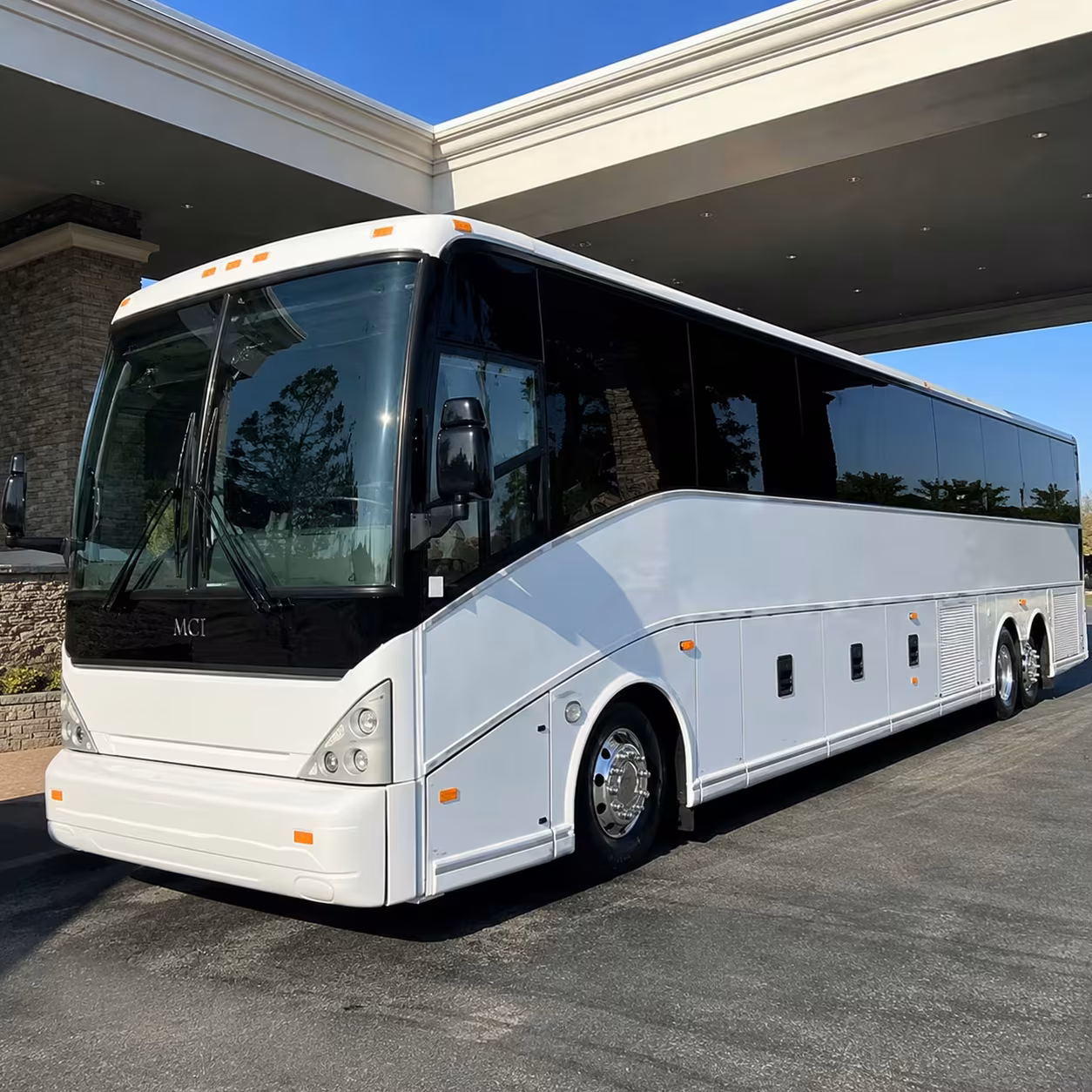 jonesboro shuttle buses to jbr and memphis international airport