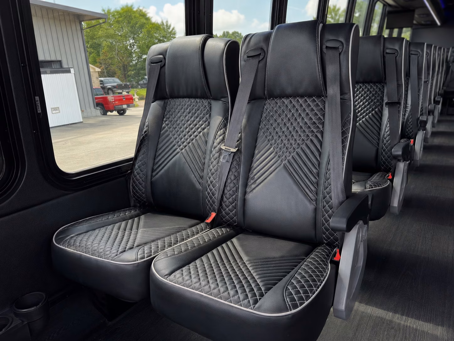 jonesboro wedding transportation from memphis airport